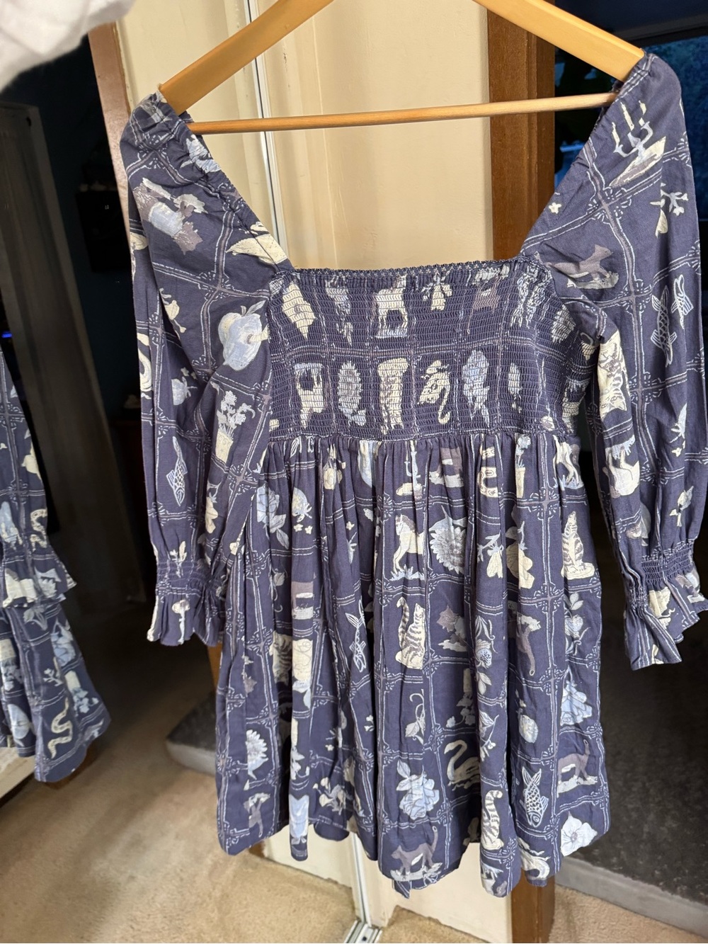 🦋 Women’s Kimchi Blue Cute as a Button Puff Sleve Babydoll Mini Dress 🦋 - Picture 7 of 9